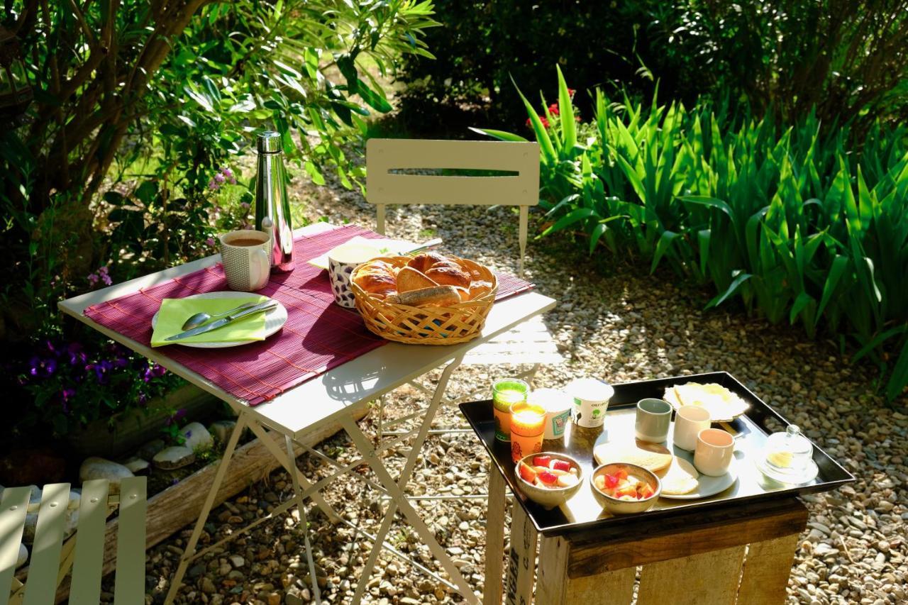 Bed and Breakfast Au Bord De Thau Marseillan  Esterno foto